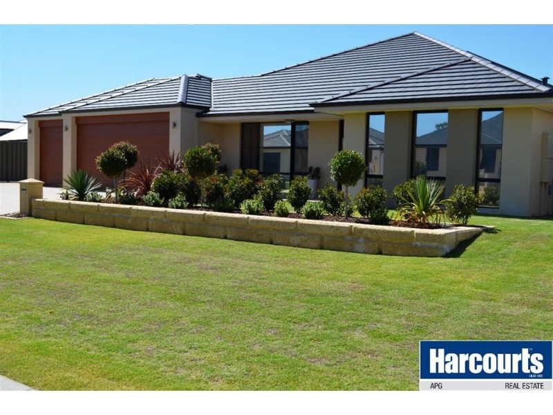 13 Henderson Crescent, Australind WA 6233