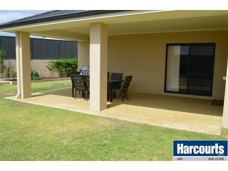 13 Henderson Crescent, Australind WA 6233