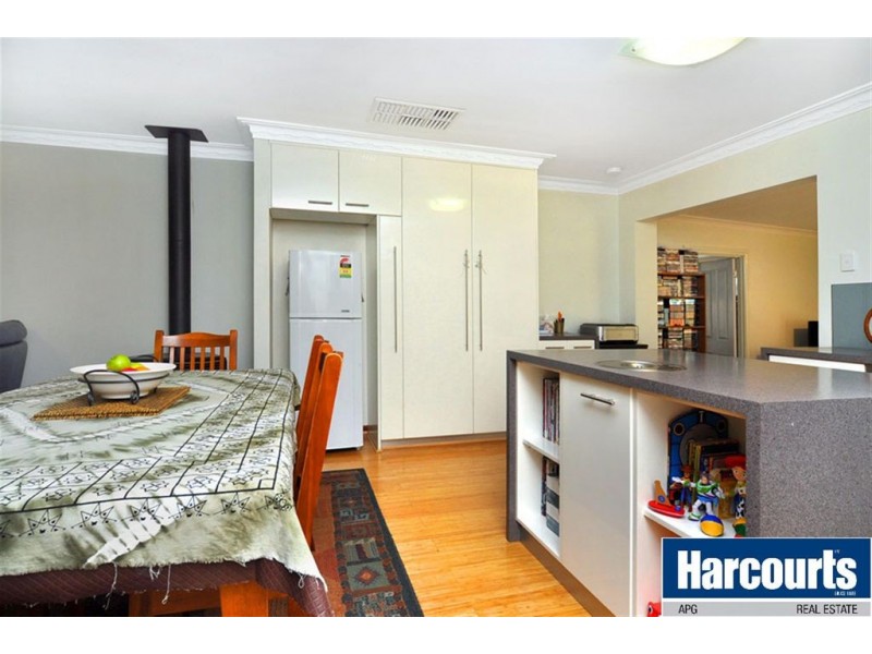 6 Monoghan Place, Bunbury WA 6230