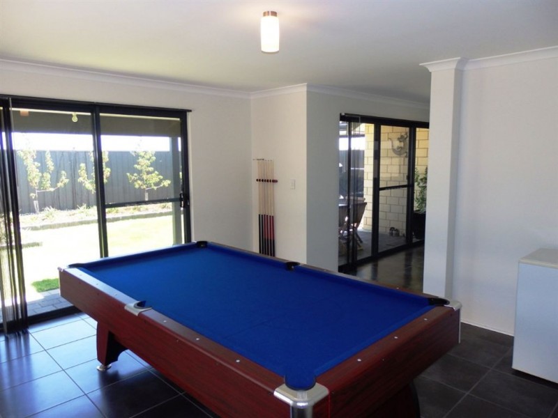 28 Henderson Crescent, Australind WA 6233