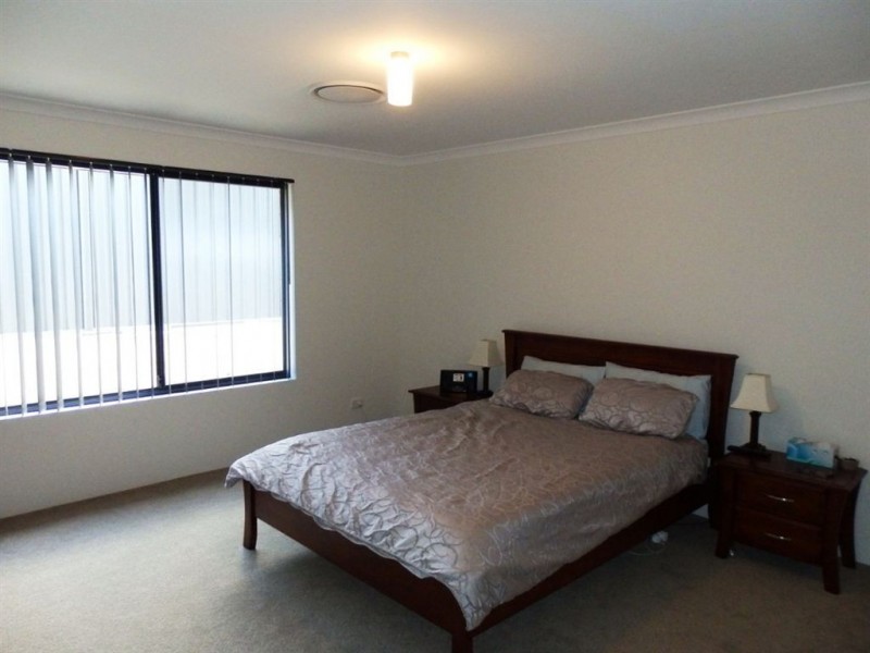 28 Henderson Crescent, Australind WA 6233