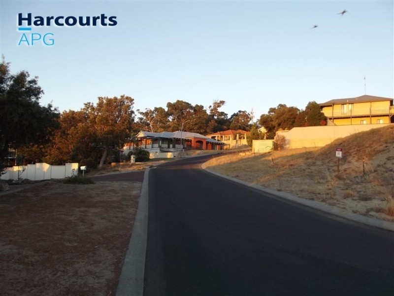 1A Regents Place, College Grove WA 6230