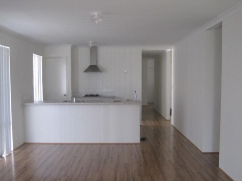 14B Milesi Bend, Dalyellup WA 6230