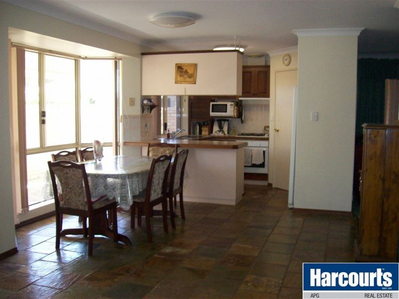 1/10 Prince Philip Drive, South Bunbury WA 6230