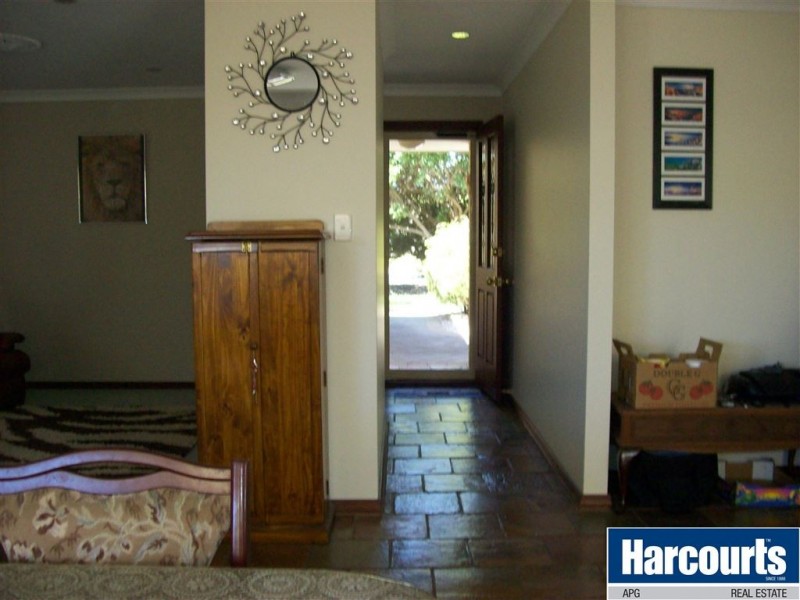 1/10 Prince Philip Drive, South Bunbury WA 6230