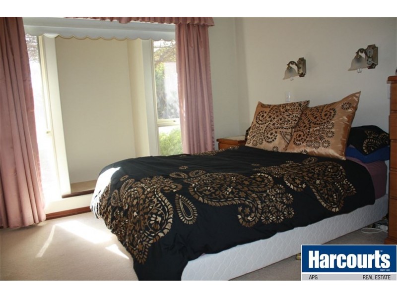 1/10 Prince Philip Drive, South Bunbury WA 6230