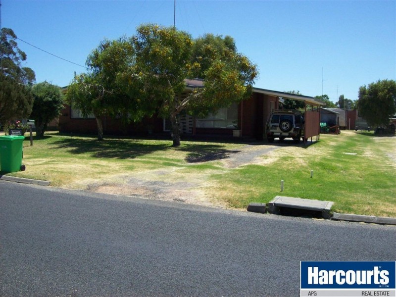 12 Lee Street, South Bunbury WA 6230