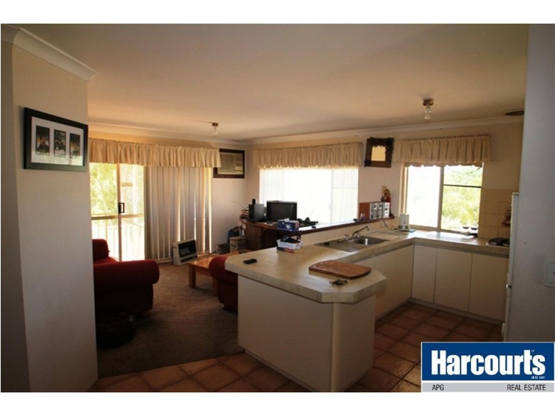 17 Lilly Court, Australind WA 6233