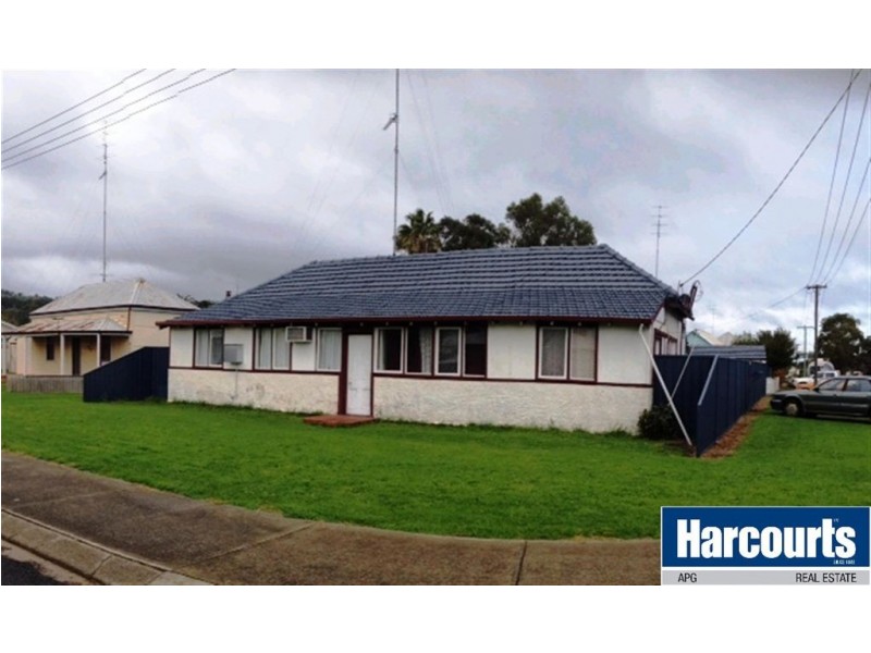 11 The Crescent, Brunswick WA 6224