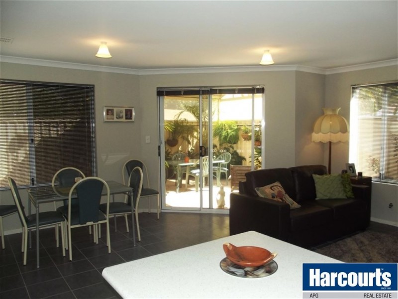 19C Lowe Street, Carey Park WA 6230