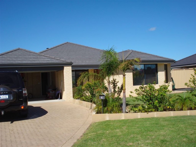 4 Fortesse Place, Australind WA 6233