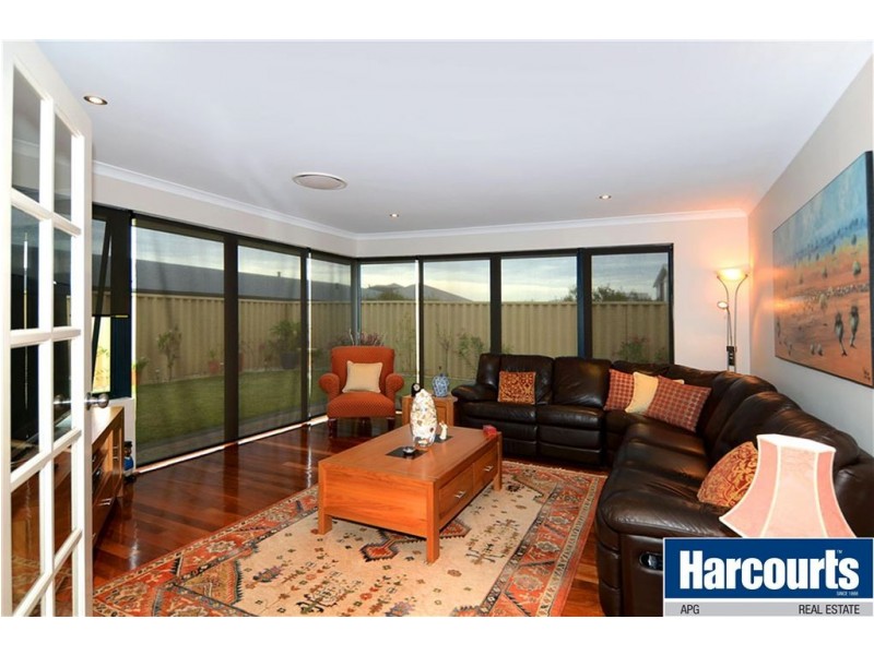 8 Katinka Street, Dalyellup WA 6230