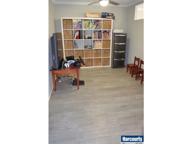 22 Henderson Crescent, Australind WA 6233