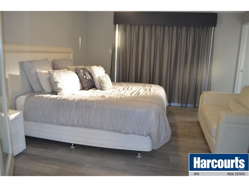 22 Henderson Crescent, Australind WA 6233