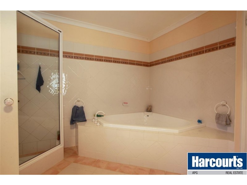 35 Lantana Lane, Glen Iris WA 6230