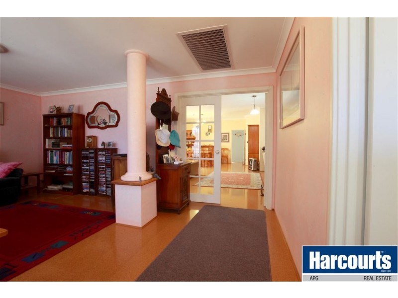 35 Lantana Lane, Glen Iris WA 6230