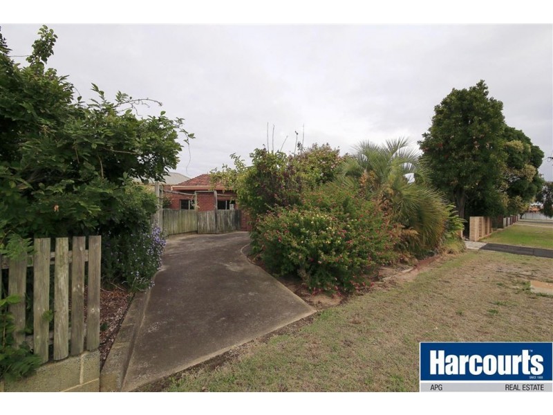 11 Burt Street, East Bunbury WA 6230