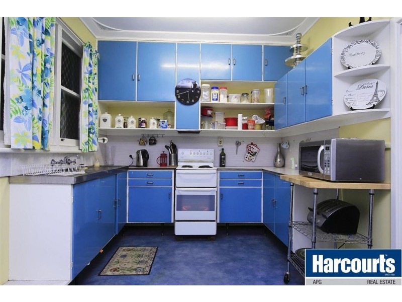 11 Burt Street, East Bunbury WA 6230