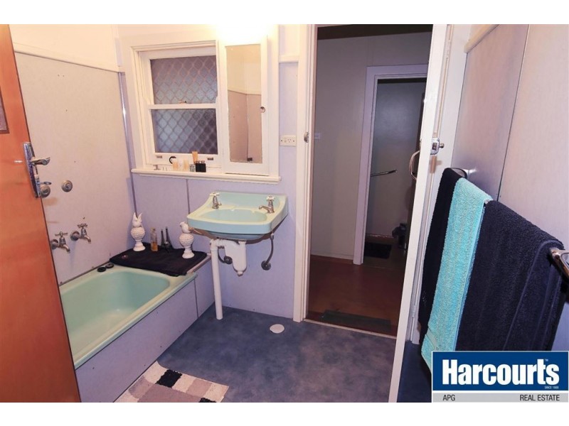 11 Burt Street, East Bunbury WA 6230