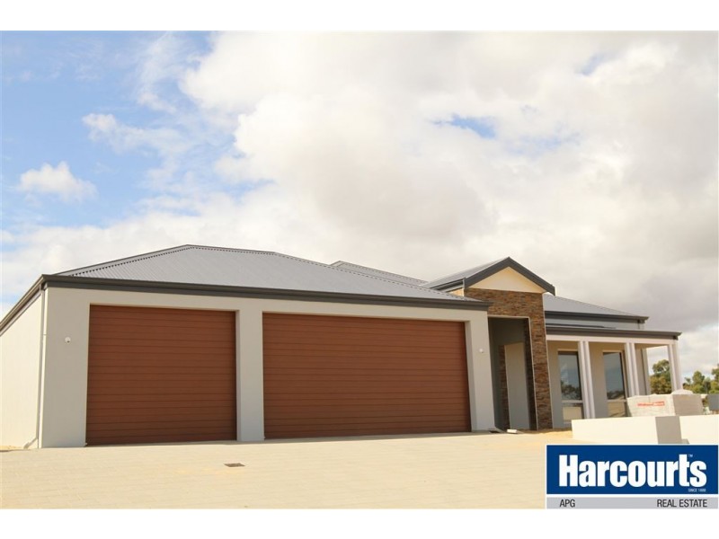 27 Eckersley Way, Australind WA 6233