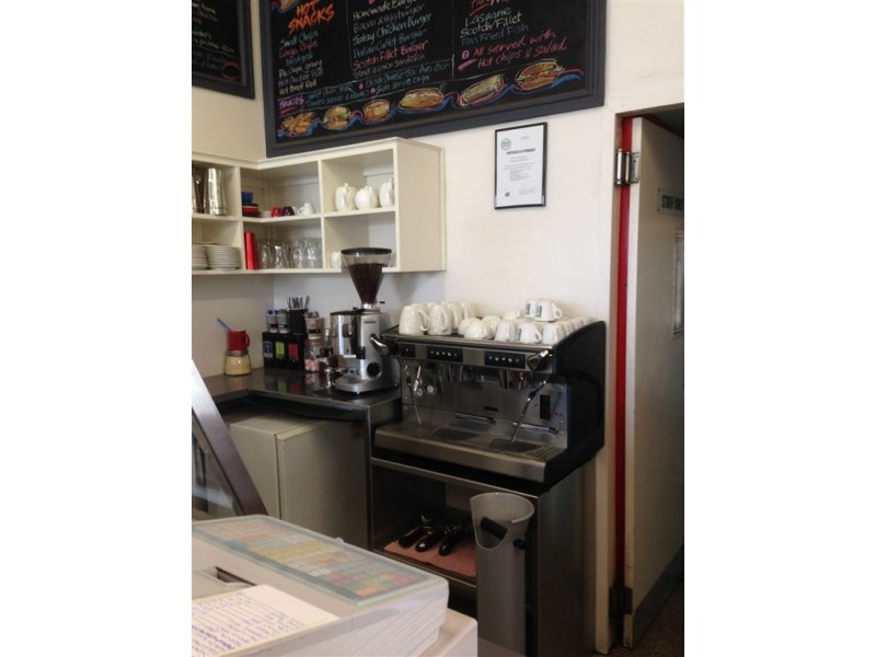 82 Uduc Road, Harvey WA 6220