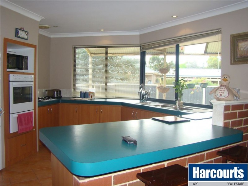 10 Digger Place, Boyanup WA 6237