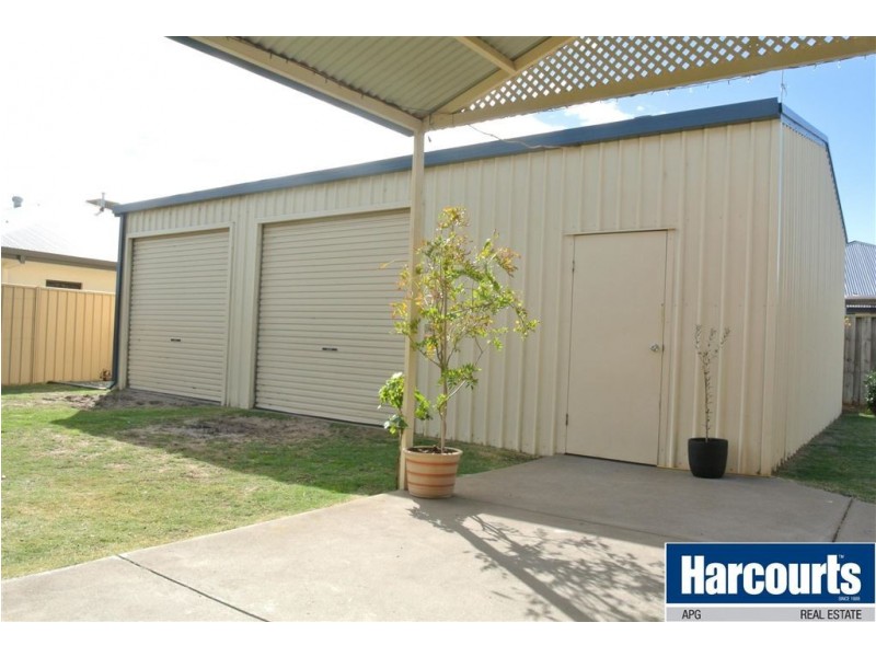 89 Macquarie Drive, Australind WA 6233
