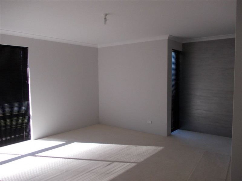 52 Barnes, Australind WA 6233