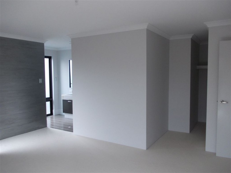 52 Barnes, Australind WA 6233