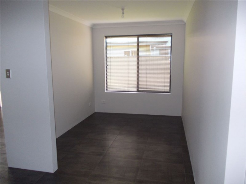 52 Barnes, Australind WA 6233