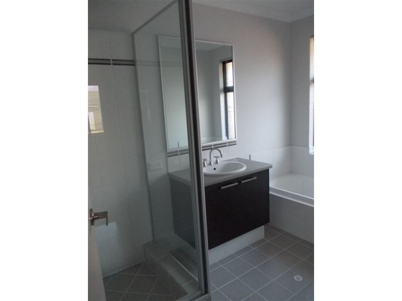 52 Barnes, Australind WA 6233