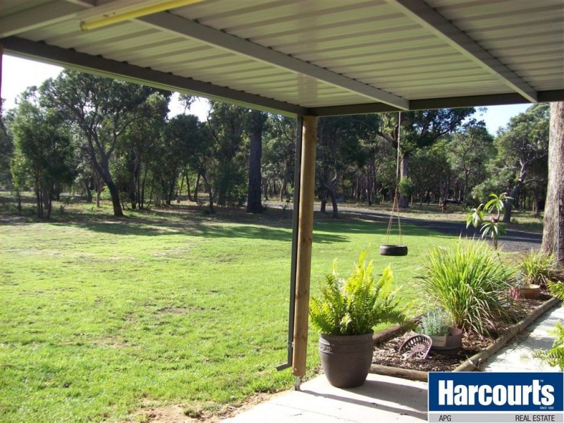 18 Rosemore Way, Stratham WA 6237