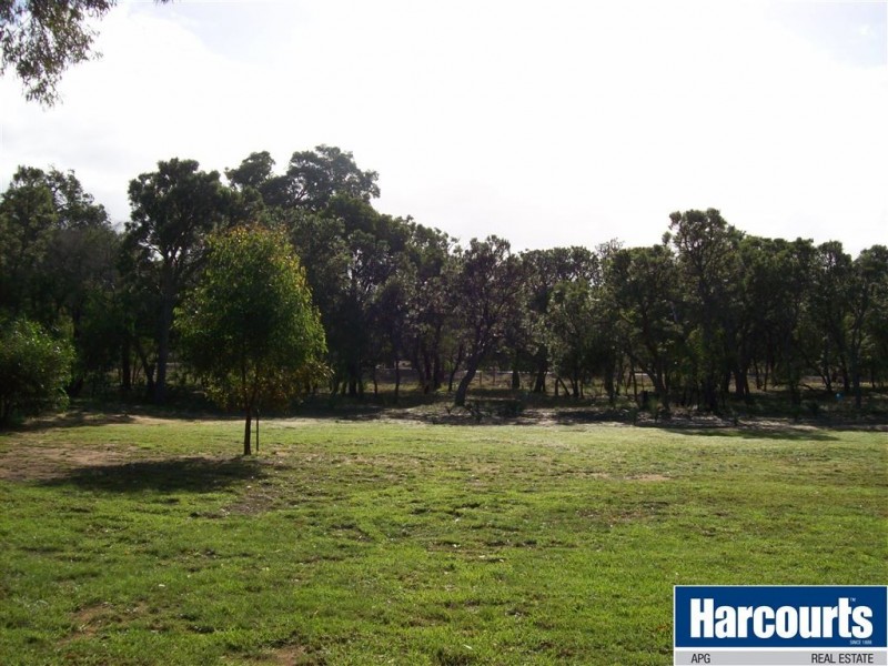 18 Rosemore Way, Stratham WA 6237