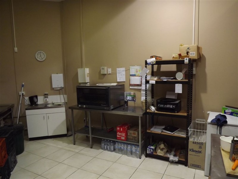 Shop 19 Australind Shopping Centre, Australind WA 6233