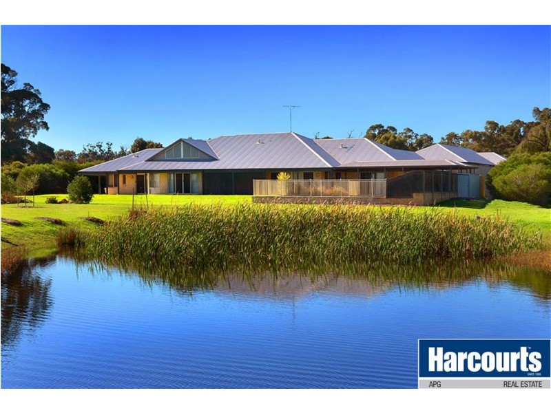 572 Cathedral Avenue, Leschenault WA 6233