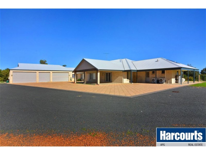 572 Cathedral Avenue, Leschenault WA 6233