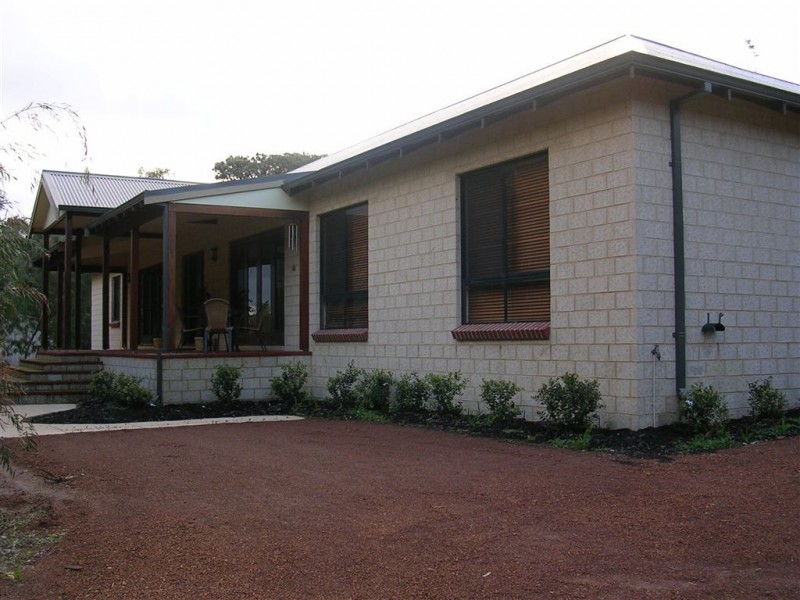 14 Wildflower Way, Australind WA 6233