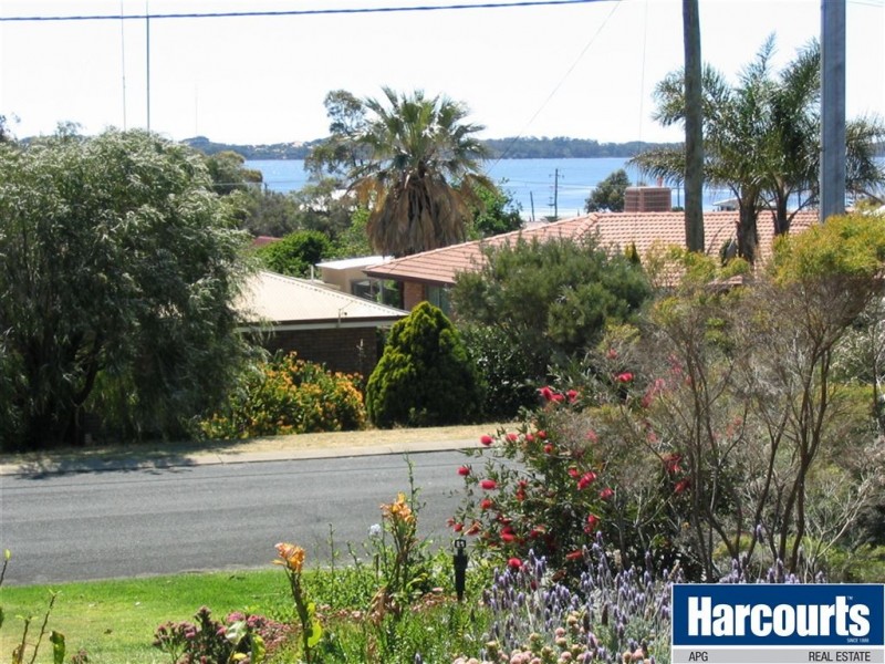 26 Latour Street, Australind WA 6233