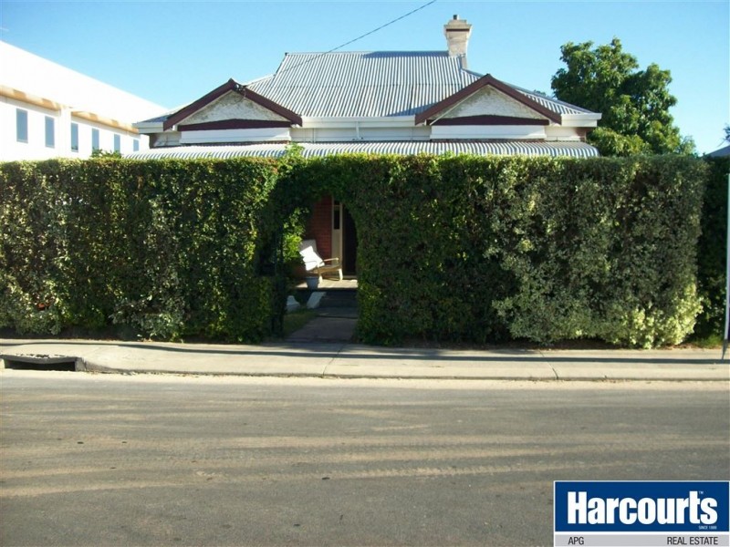 9 Teede Street, Bunbury WA 6230