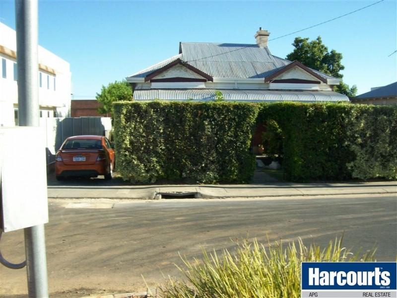 9 Teede Street, Bunbury WA 6230