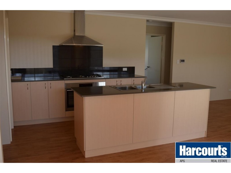 11 Barwon Way, Australind WA 6233