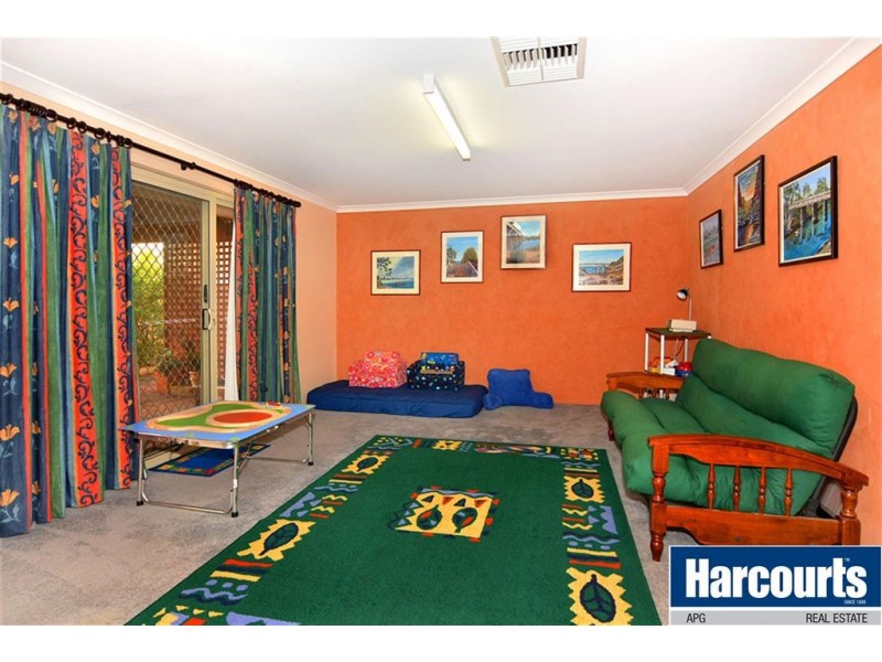 21 Coojong Road, Dalyellup WA 6230