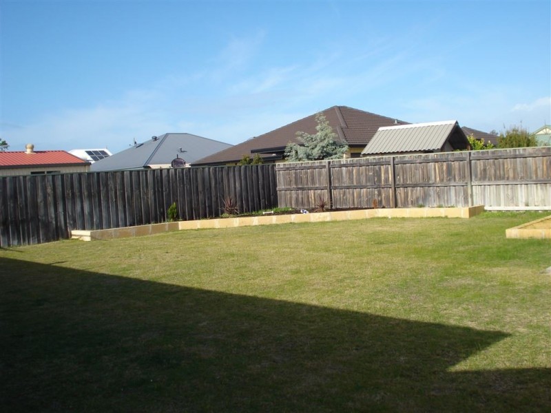 92 Macquarie Drive, Australind WA 6233