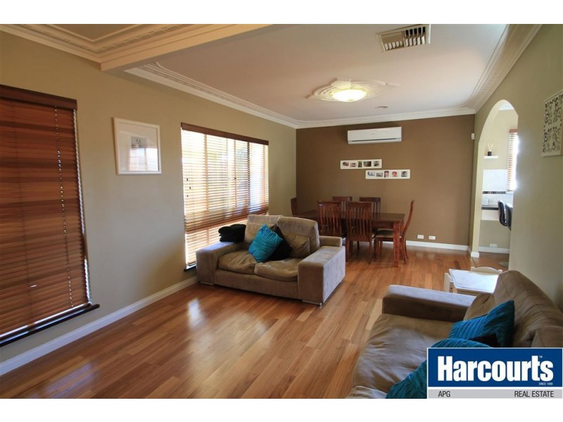 128 Young Street, Harvey WA 6220