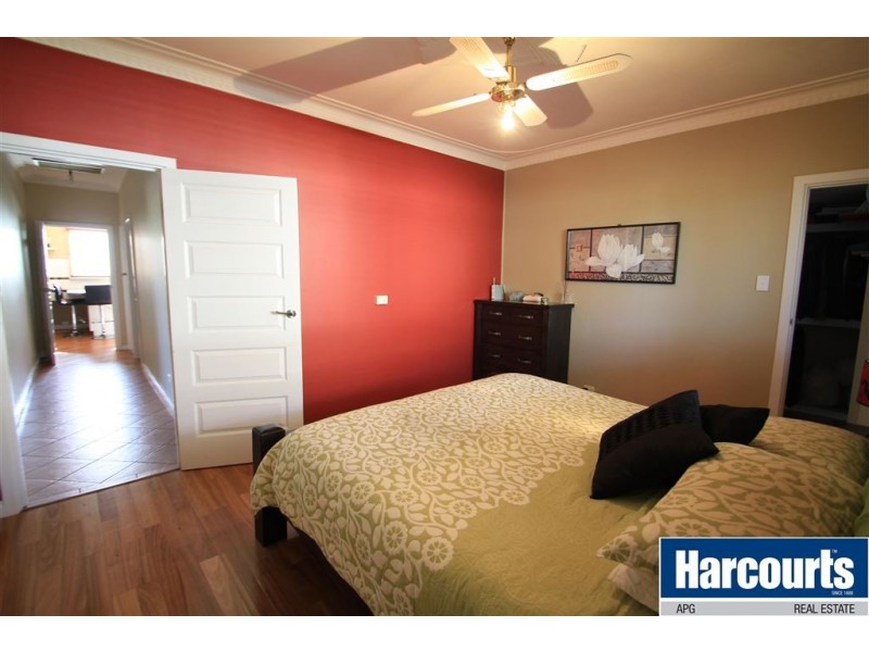 128 Young Street, Harvey WA 6220