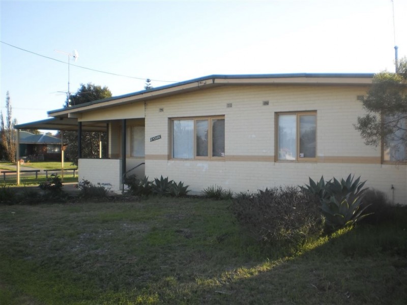 18B Kestral Street, Withers WA 6230