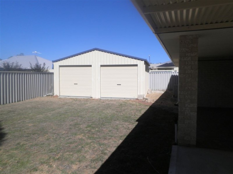7 Lloyd Way, Usher WA 6230