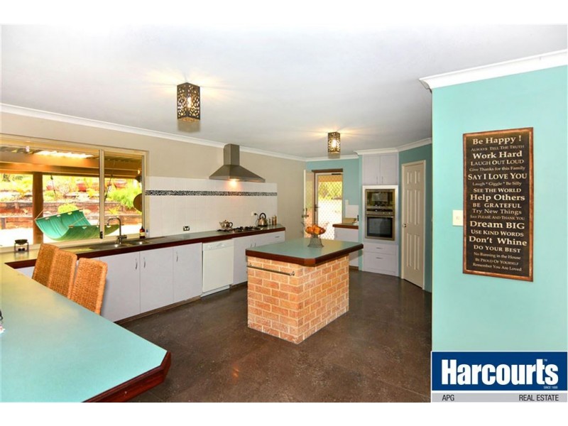 7 Seabreeze Close, Leschenault WA 6233