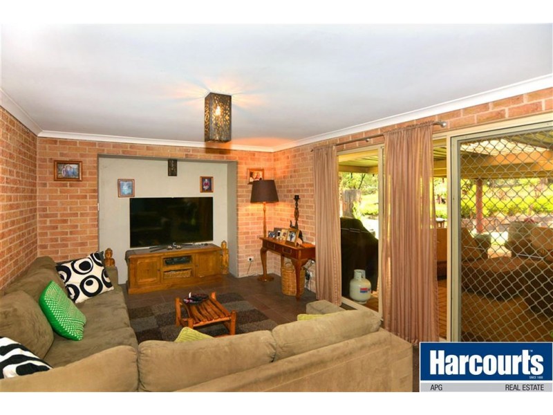 7 Seabreeze Close, Leschenault WA 6233