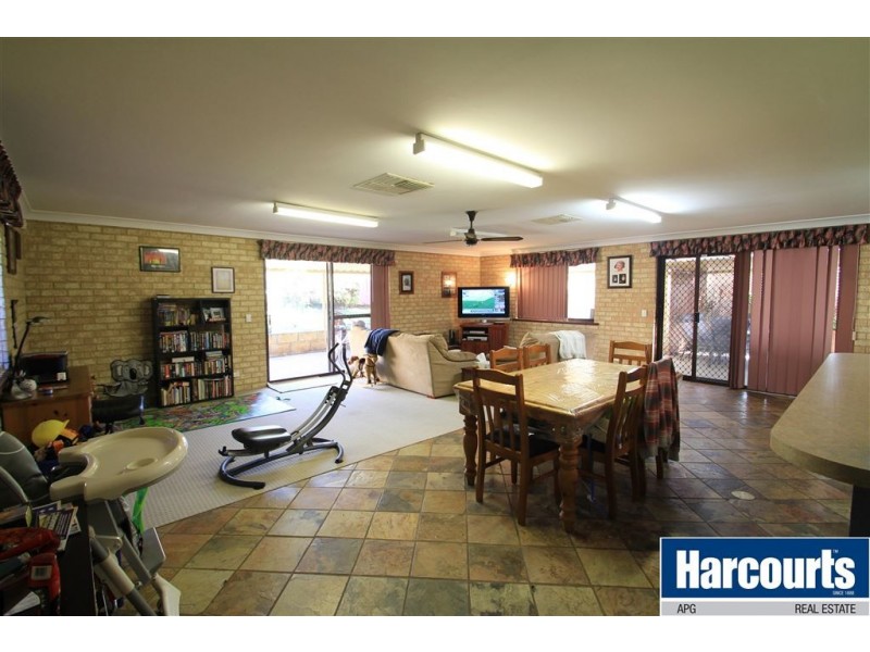 53 Travers Drive, Australind WA 6233